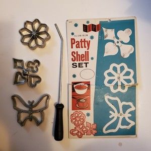 VINTAGE 1975 Patty Shell Set aluminum Pastry Shells and instructions